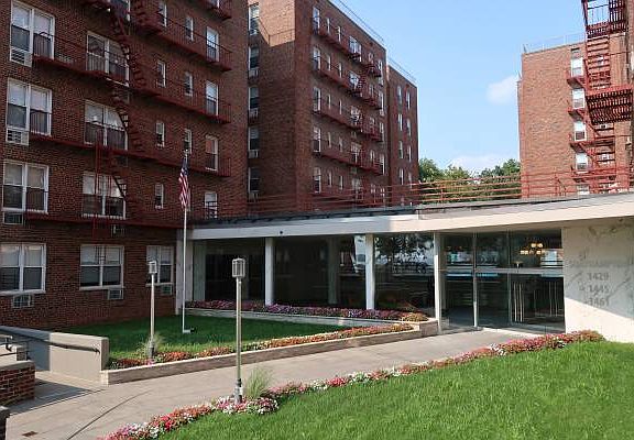 2nd image of 1445 Shore Pkwy APT 7A