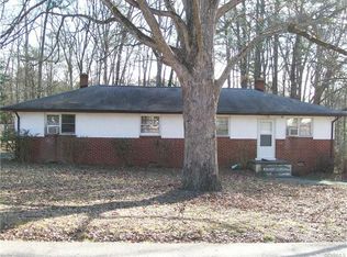 12325 Mason Ave, Chester, VA 23831