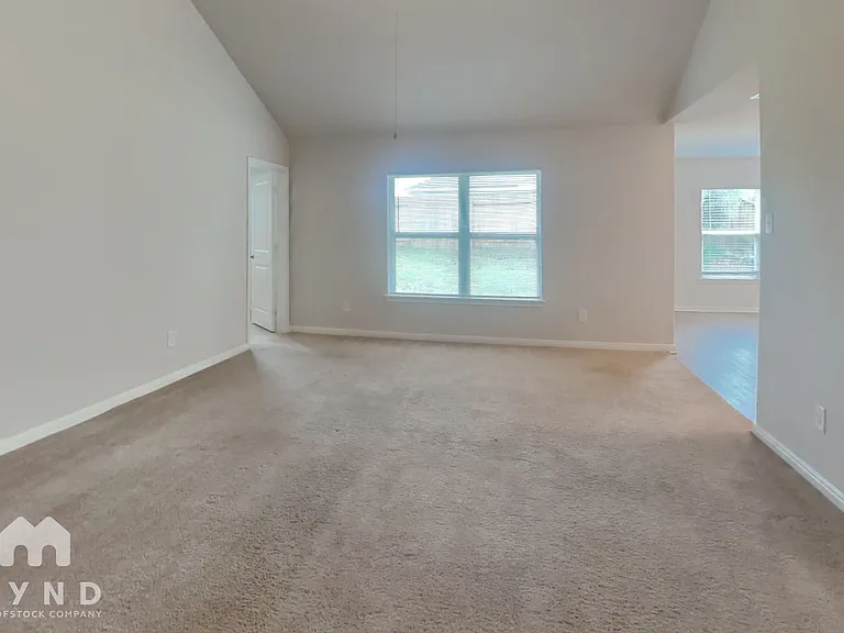 10397 Sweetwater Creek Dr — Photo 3