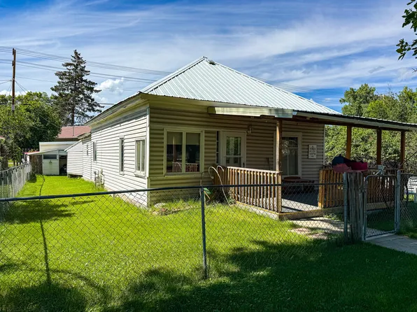 116 E Boulevard St, Lewistown, MT 59457