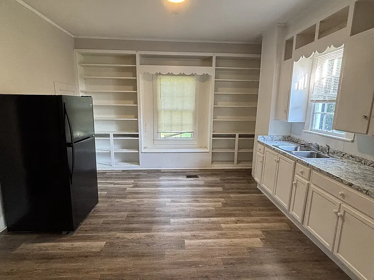 506 Lanier St — Photo 5