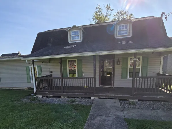 407 Fairview St, Avis, PA 17721