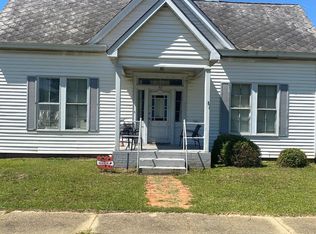 382 W 3rd St, Luverne, AL 36049