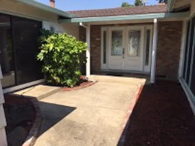 6453 Woodhills Way photo 1