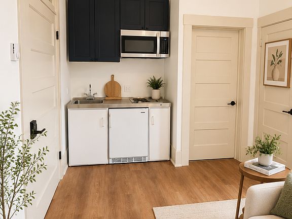 5th image of 500 B St #2C