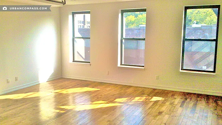 Rented by Compass | media 7