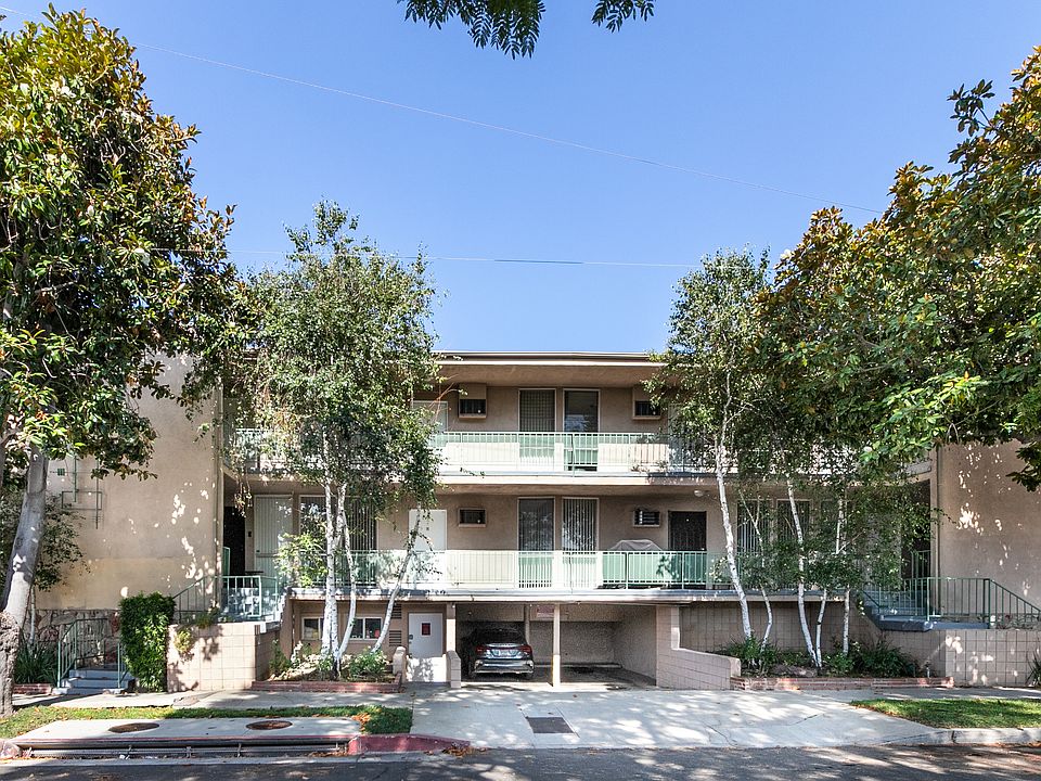 1st image of 13505 Burbank Blvd #2