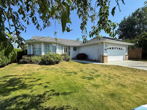 688 Albatross Cres, Campbell River, BC V9W 6Z9