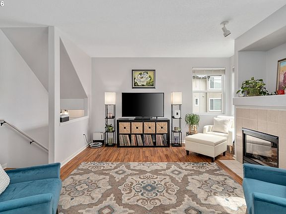 3rd image of 15050 SW Warbler Way Unit 103