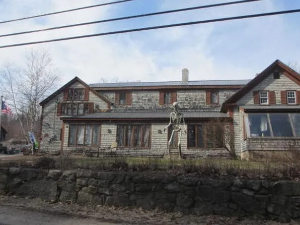 101 Champion Hill Rd, Effingham, NH 03882