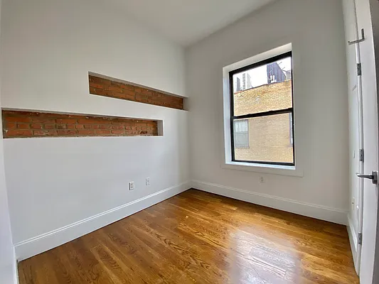 Rented by Simply Brooklyn Realty Inc | media 8