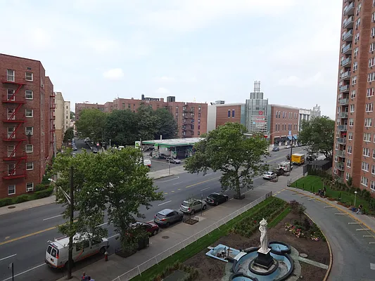 Sold by George L Clark Inc | media 20