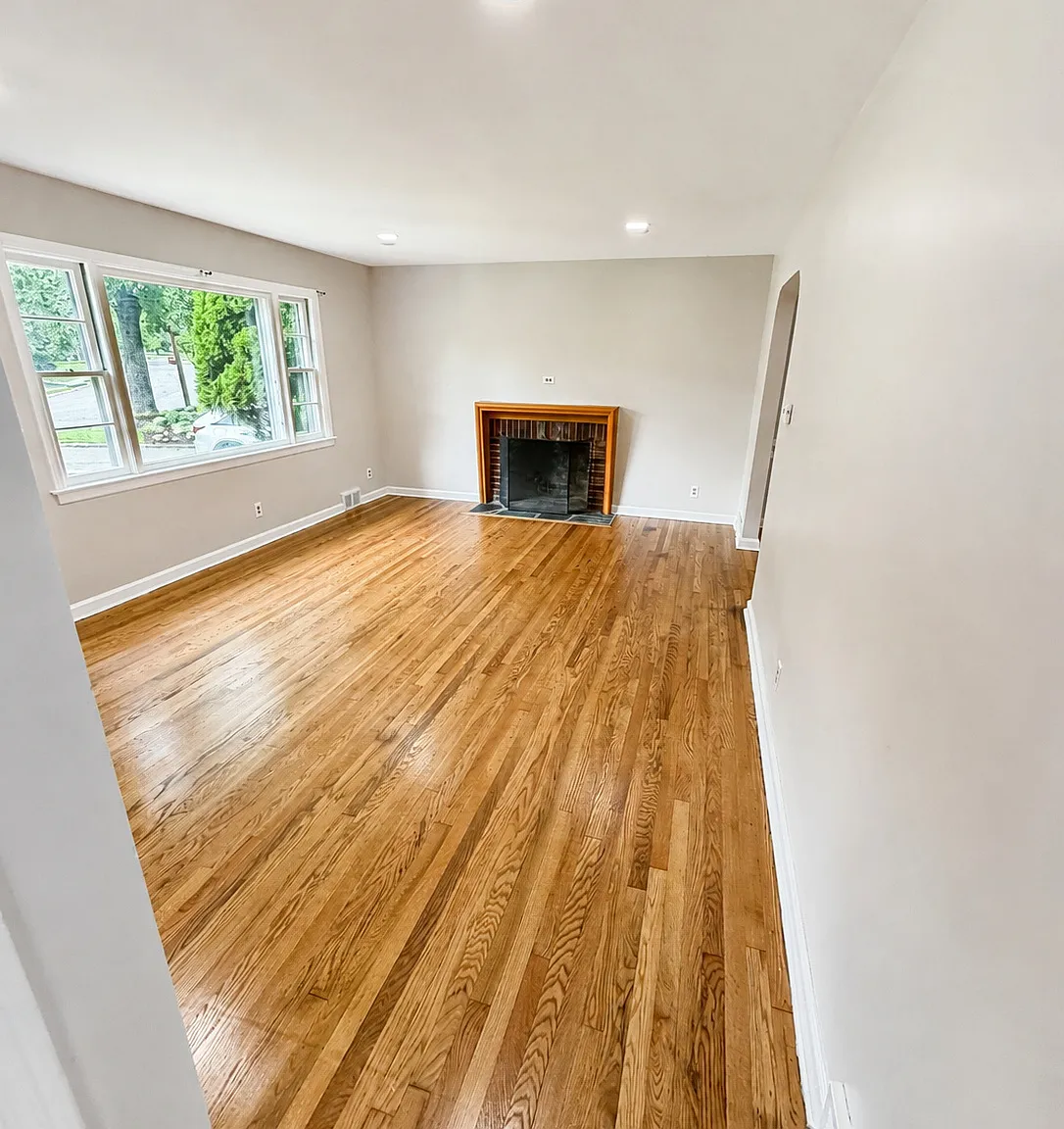3 bed, 1560 sqft, $4,200 — Photo 4