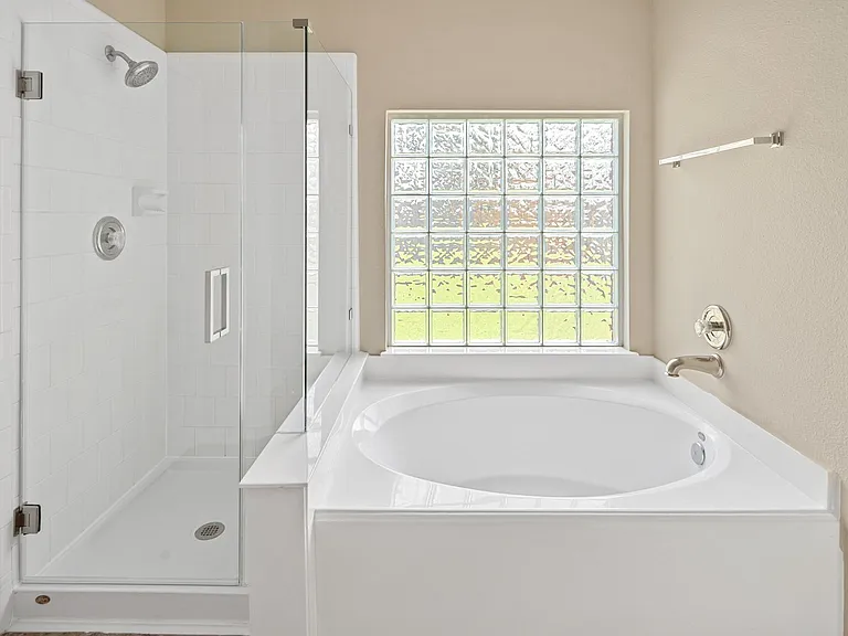 18614 Atasca South Dr — Photo 16