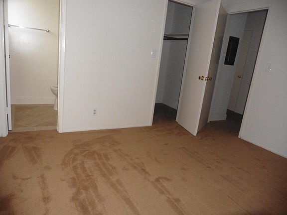 4th image of 429 S 9th St #9542d037b