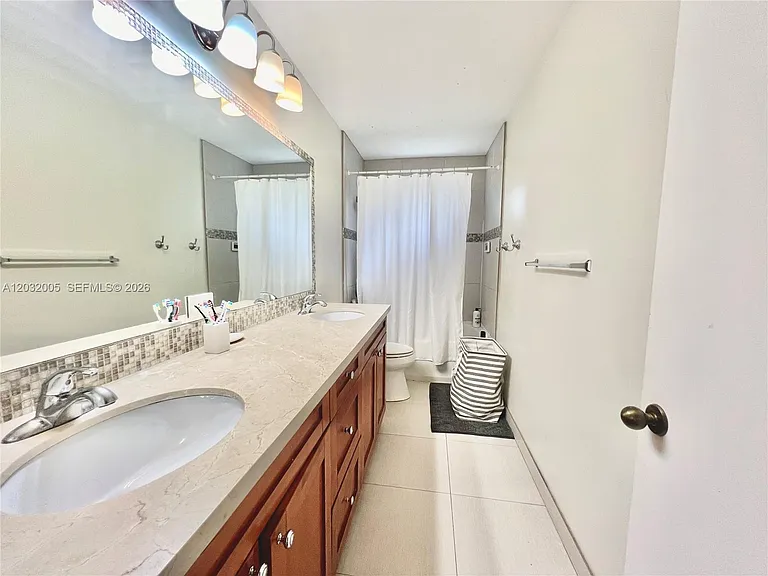 2176 Salerno Cir — Photo 19