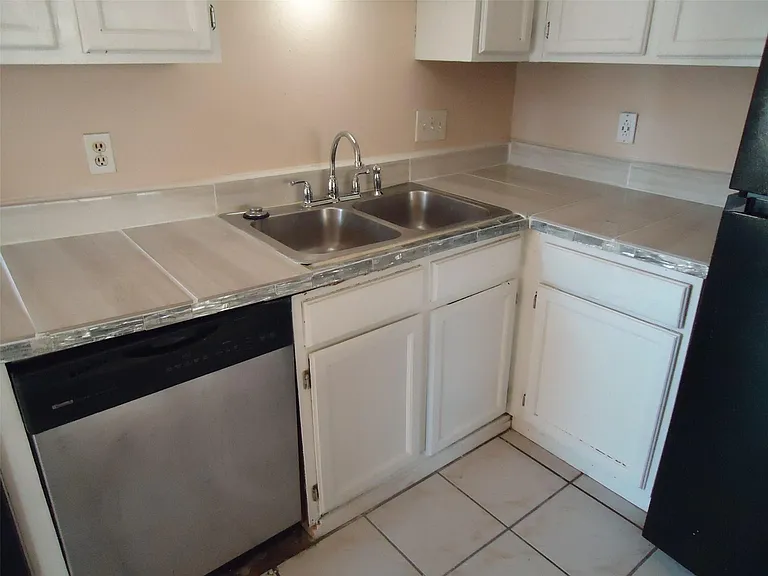 18539 Lippizaner Dr — Photo 35