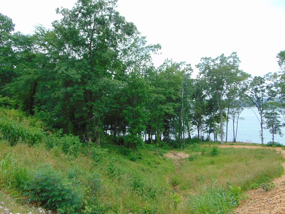 1st image of 21 Spyglass Loop