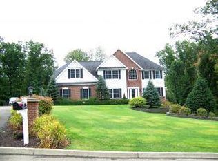 16 Fernwood Ln, Binghamton, NY 13901