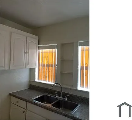 1529 W 54th St #1 — Photo 3