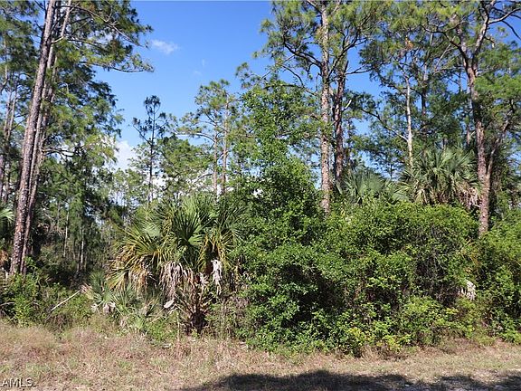 4th image of 310 Lakeridge Blvd