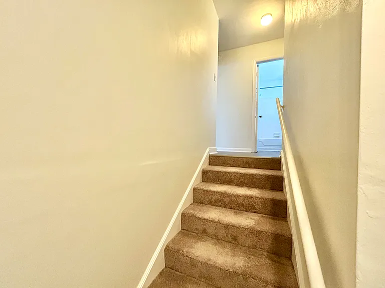 5335 Carolyn Cir — Photo 16