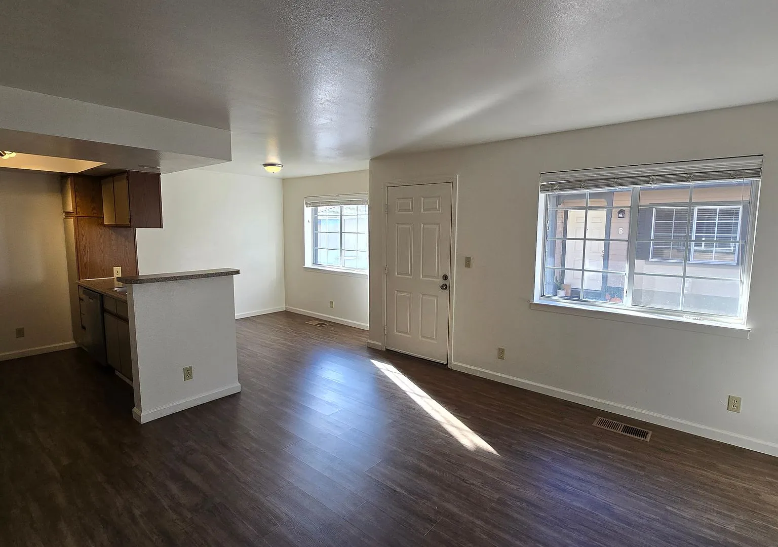 239 Cheney Street — Photo 4