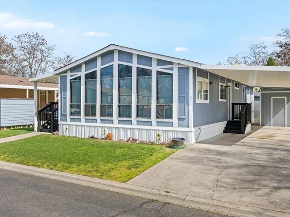 633 E Archwood Dr Unit 86, Eagle Point, OR 97524