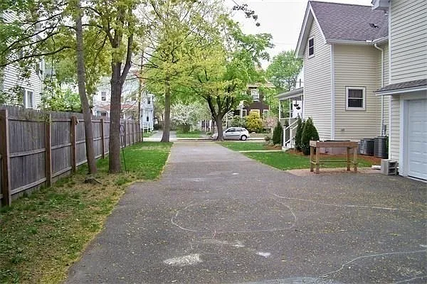 55 Monument St #2 — Photo 23