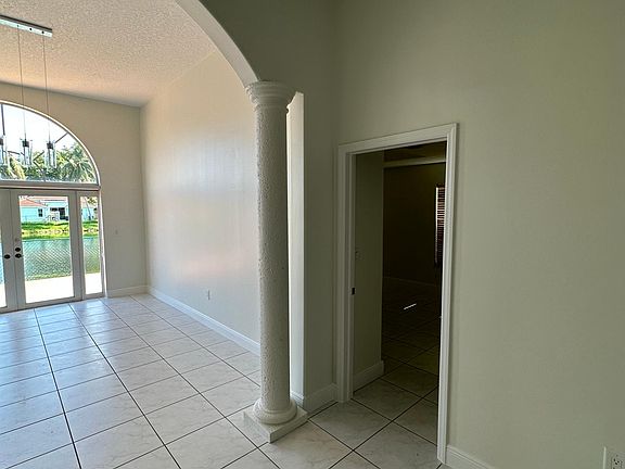 2nd image of 16600 SW 91st Ter