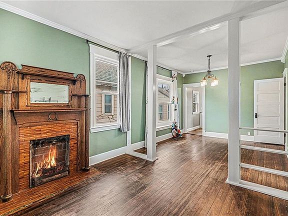 4th image of 4304 Holmes St