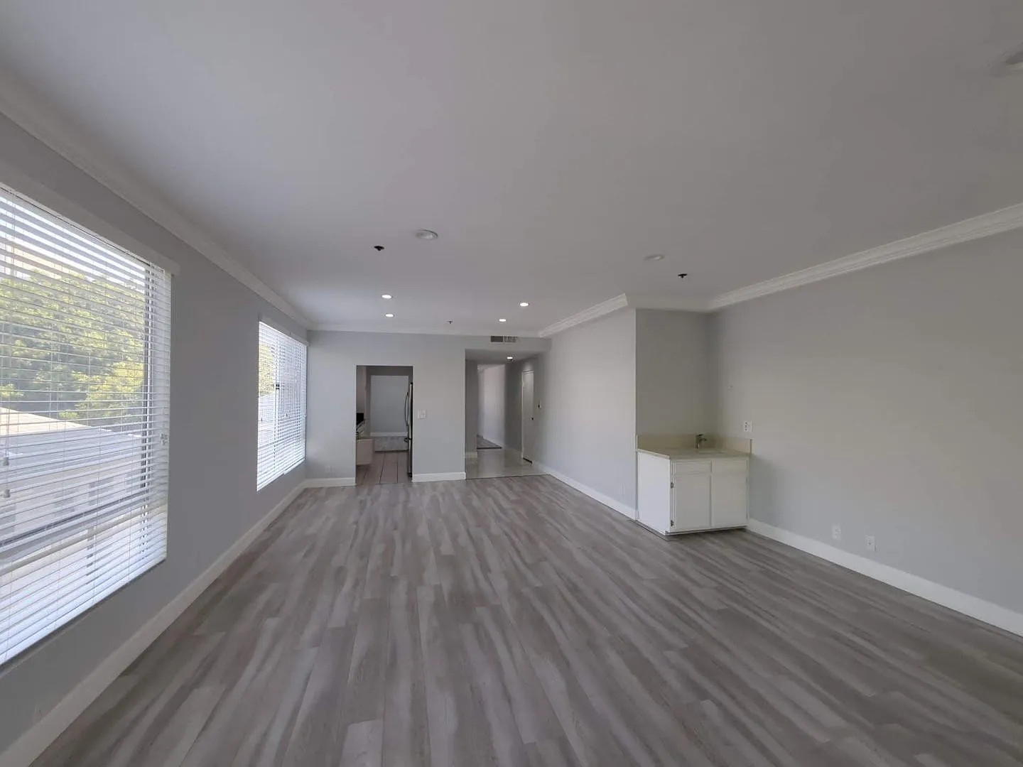 Charming 2-Bedroom 2-Bath Unit in Century City on a Peaceful Tree-Lined Street — Photo 3