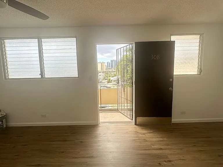 1120 Hassinger St #308 — Photo 3