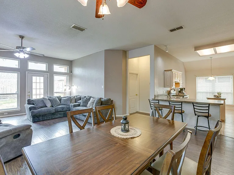 9005 Tyne Trl — Photo 19