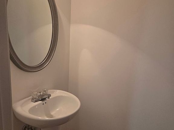 4th image of 4303 High Park Ln
