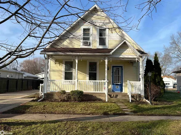 417 Broadway St, West Burlington, IA 52655