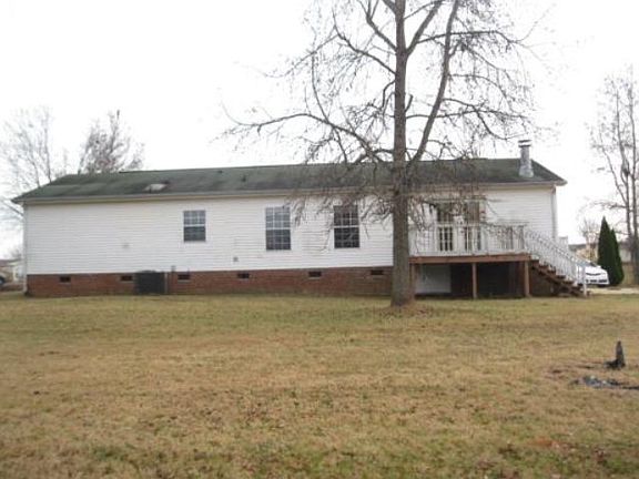 2nd image of 122 Carolina Place Dr