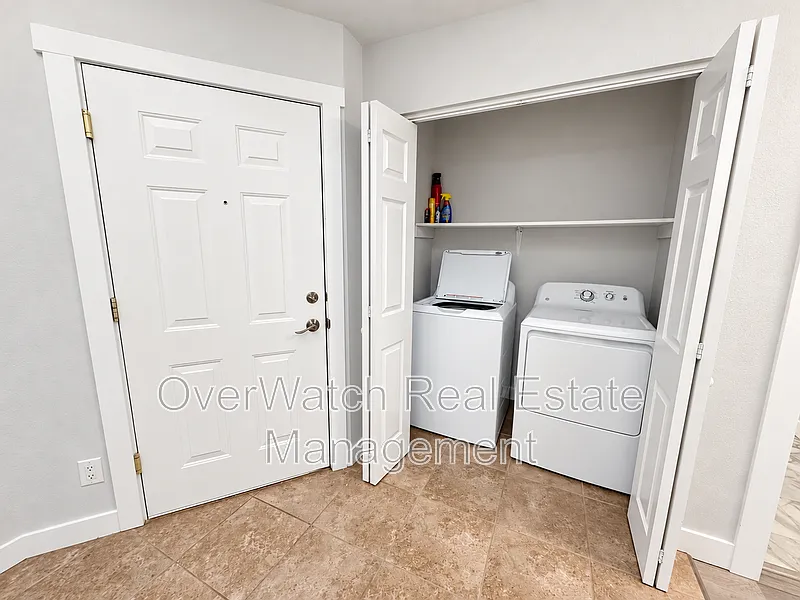 3 bed, 2.0 bath, $2,800 — Photo 4