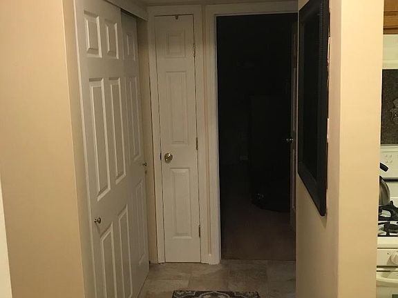 5th image of 200 Finley Ave