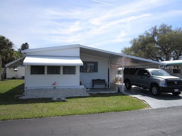 1st image of 831 Cervina Dr S