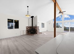 24560 Ridge Rd, Willits, CA 95490