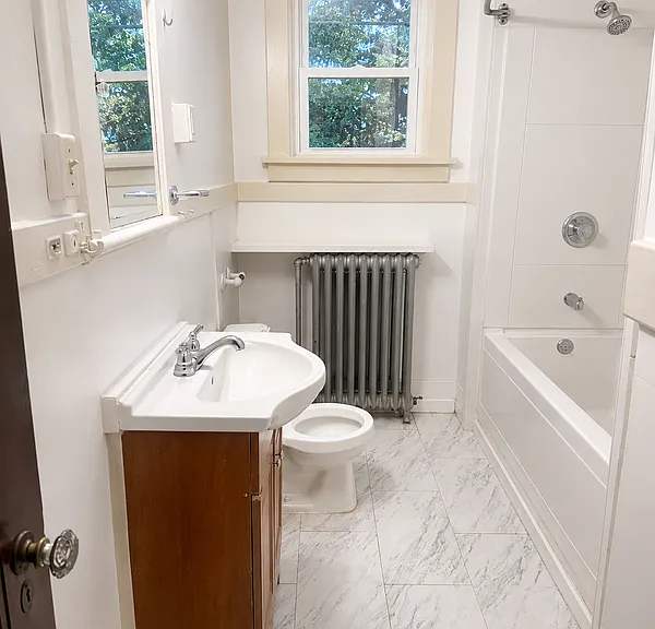 921 Park Ave #6 — Photo 7