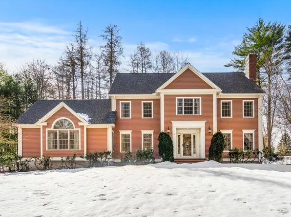 37 Fellows Rd, Ipswich, MA 01938