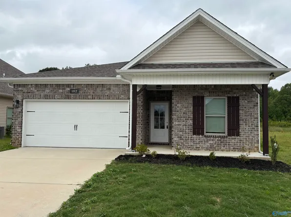 182 Cotton Bayou Dr, Meridianville, AL 35759