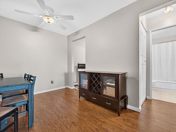 3rd image of 355 Woodbridge Way #305