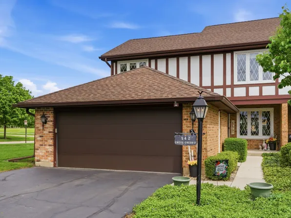 542 Cress Creek Ct, Crystal Lake, IL 60014