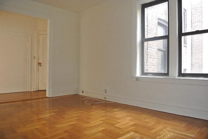 1st image of 600 W 173rd St