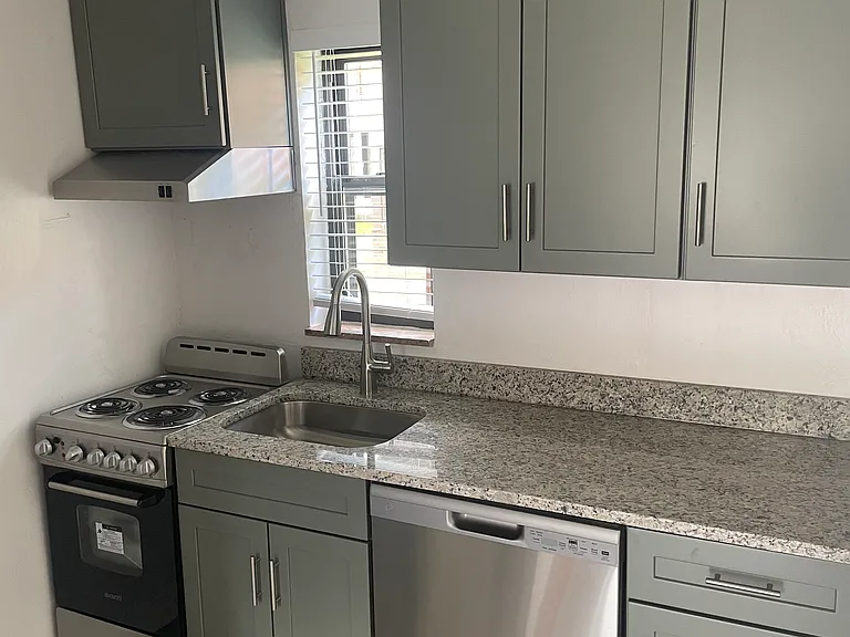 53 Parke St #2 — Photo 8