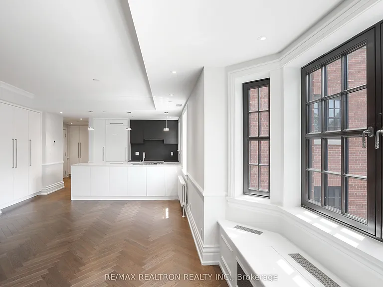 2 Clarendon Ave #206 — Photo 6