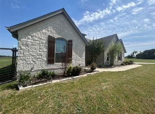 221 Lone Star Way, Godley, TX 76044